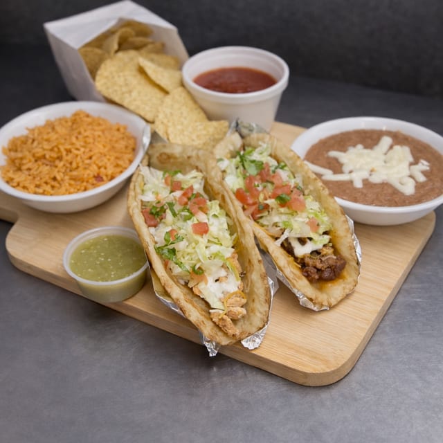Chalupa Plate.
